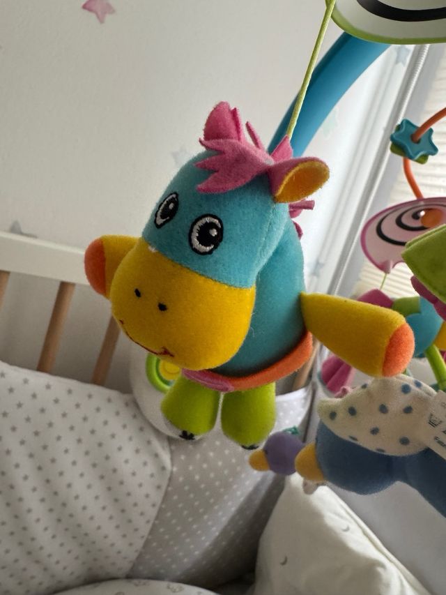 Móvil cuna de desarrollo Tiny love