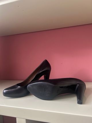 Scarpe Nero Giardini in pelle nera