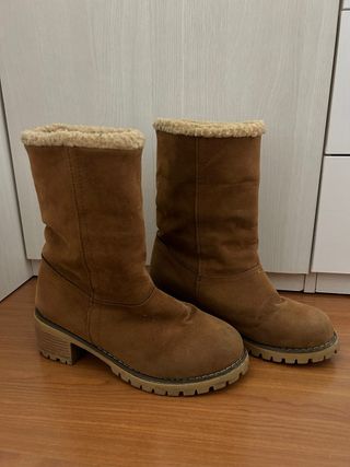 Botas marrones forradas borreguito