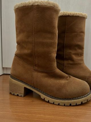Botas marrones forradas borreguito