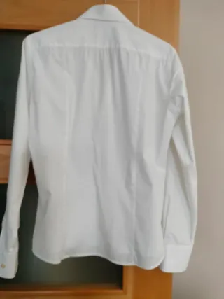 Americana, Camisa y Corbata Negra