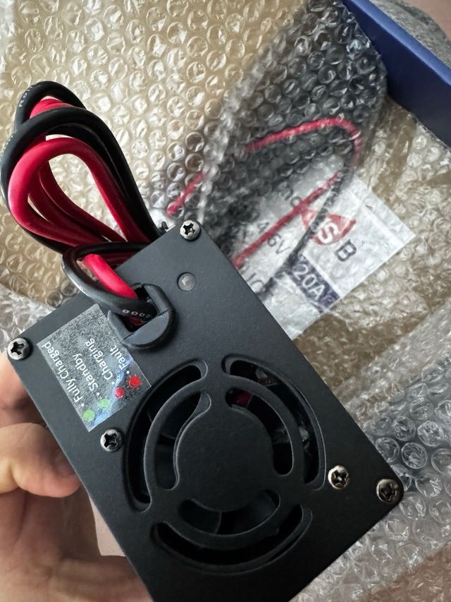 Cargador Batería LiFePO4 14.6V 20A