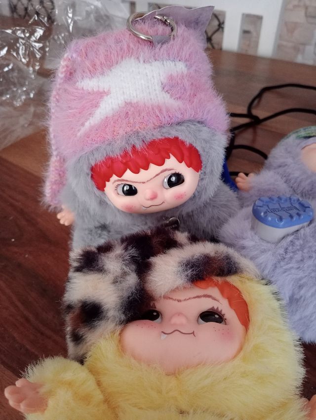 Labubus y Wakukus Peluches