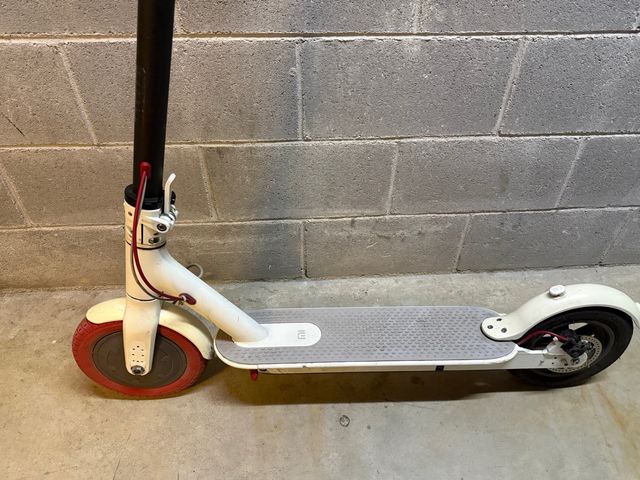 Patinete Xiaomi Mi Electric Scooter 365 Blanco