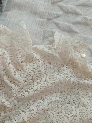 Blusa encaje transparente