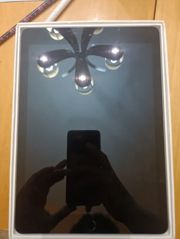 iPad 6ª Gen Wi-Fi 32GB Plata