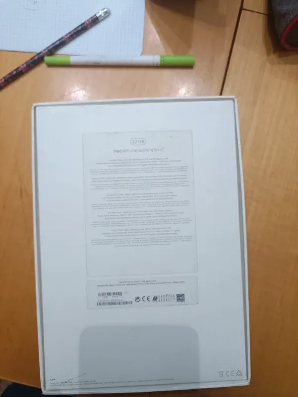 iPad 6ª Gen Wi-Fi 32GB Plata