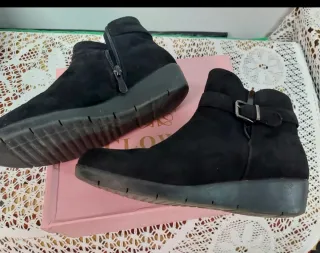 Botines negros de ante