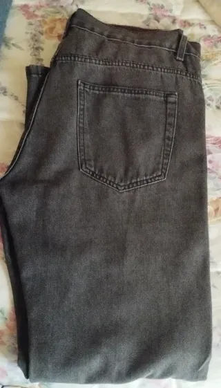 Pantalón vaquero gris Talla 46