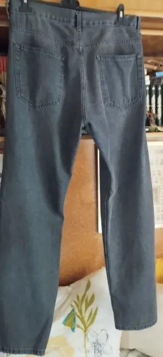 Pantalón vaquero gris Talla 46