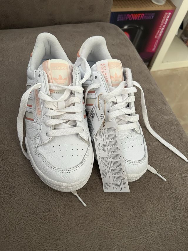 Zapatillas Adidas Blancas y Rosas