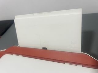 Impresora HP DeskJet 2723 Roja y Blanca