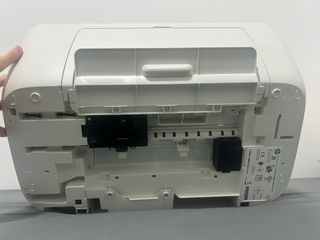 Impresora HP DeskJet 2723 Roja y Blanca