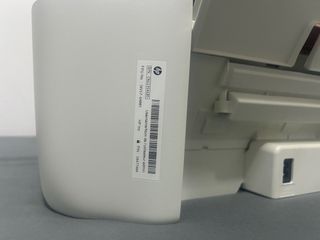 Impresora HP DeskJet 2723 Roja y Blanca