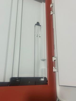 Impresora HP DeskJet 2723 Roja y Blanca