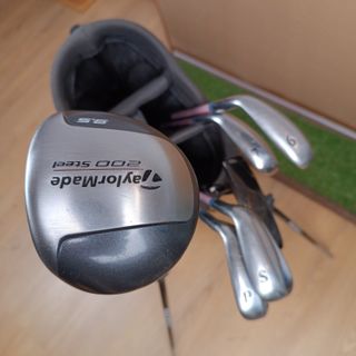 Palos de golf / Mujer / Taylormade + Daks + LPGA