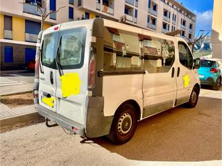 Renault Trafic 9 plazas