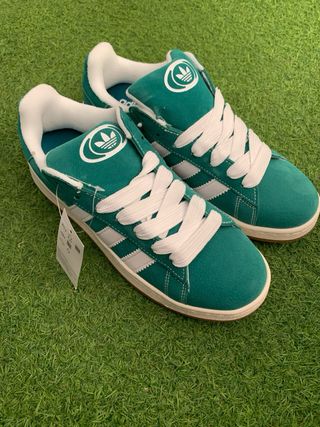 Zapatillas Campus T43 Verdes y Blancas