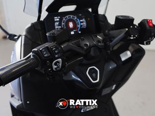 Yamaha TMAX 560 - 2022