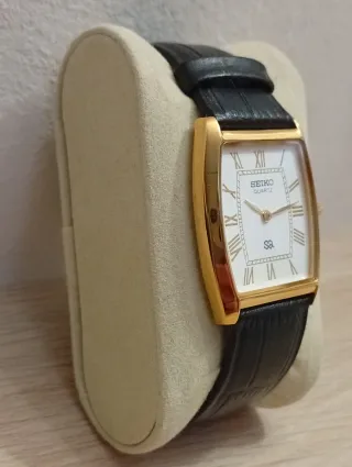 Reloj Seiko Tank Oro y Negro