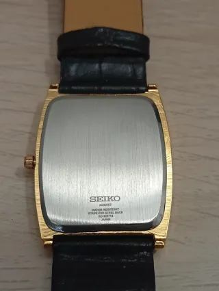 Reloj Seiko Tank Oro y Negro