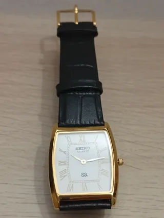Reloj Seiko Tank Oro y Negro