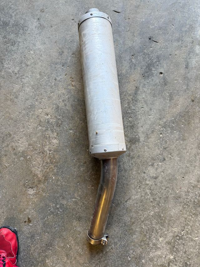 Tubo de escape Yamaha R6 original