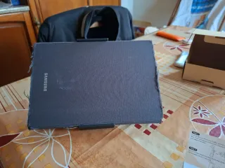 Supporto telefono/tablet nero