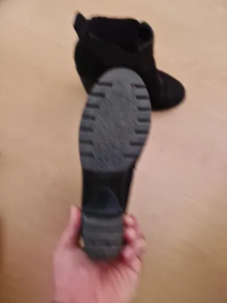 Botines negros mujer