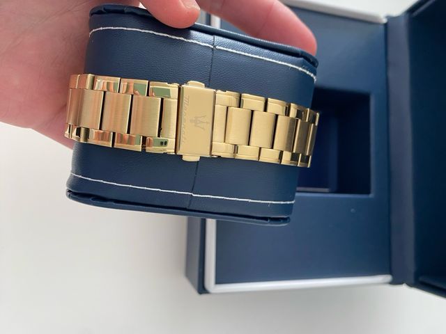 Reloj Maserati Dorado y Negro