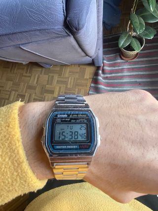 Reloj Casio Digital Plateado