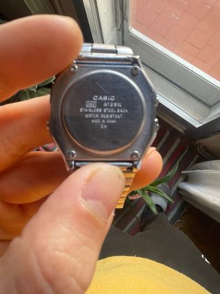 Reloj Casio Digital Plateado