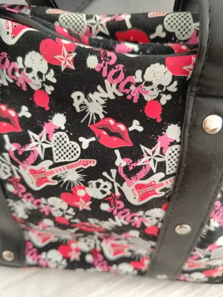 Bolso estampado rockero