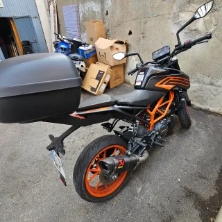 KTM DUKE 125 ABS 2023 Negro/Naranja