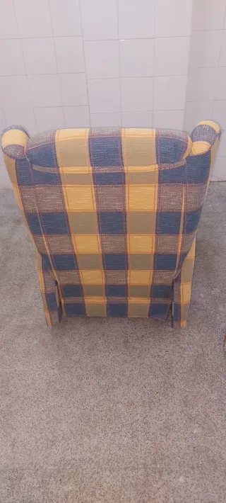 Sillón reclinable tela cuadros