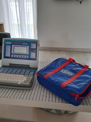 Ordenador Vtech Genio 2000 con funda