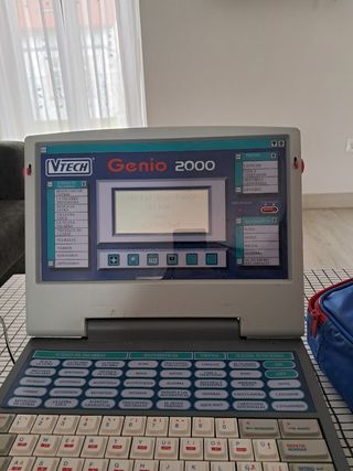Ordenador Vtech Genio 2000 con funda