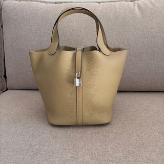 Hermès Picotin Lock 22 Beige