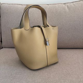 Hermès Picotin Lock 22 Beige