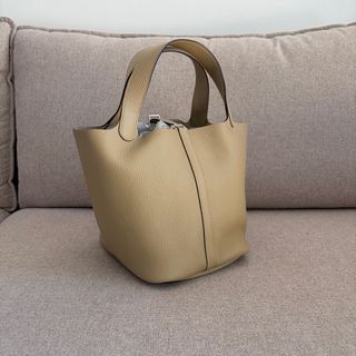 Hermès Picotin Lock 22 Beige