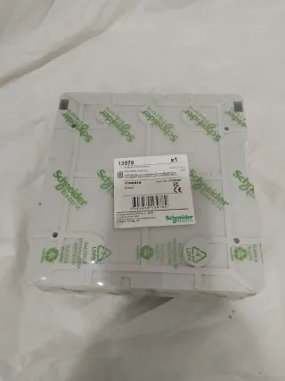 Caja estanca Schneider