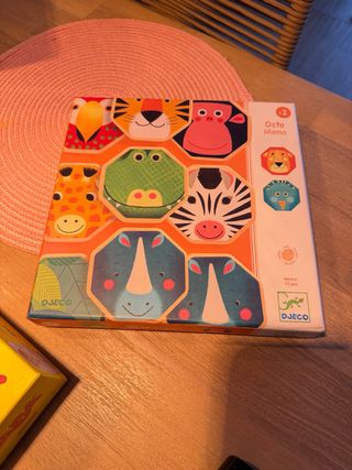 Juego de memoria Octomemo Djeco 2 años