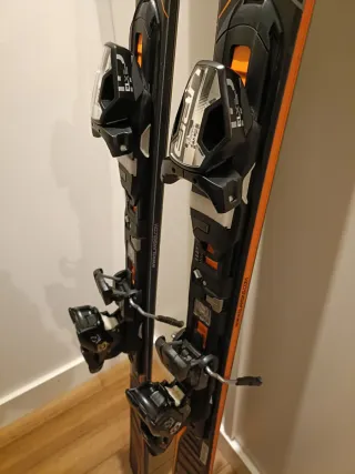 Esquís Elan Amphibio 82 XTI Solo recoger en Oviedo