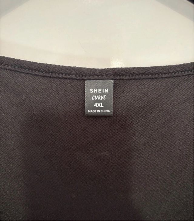 Top negro manga farol con perlas