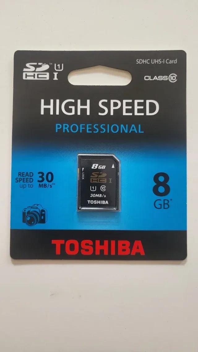 Carta SD Toshiba 8GB UHS-I Classe 10