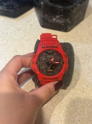 Casio G-Shock B001 Reloj Rojo y Negro