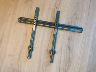 Soporte TV de pared Vivanco para tv grande.