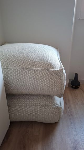 Puf exterior tejido grueso blanco