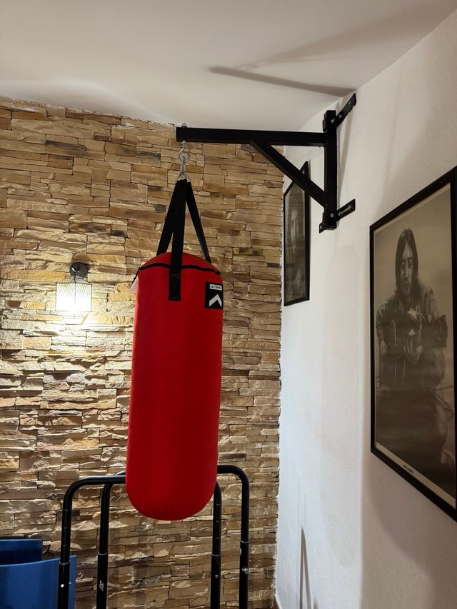 Saco de boxeo rojo para adolescentes