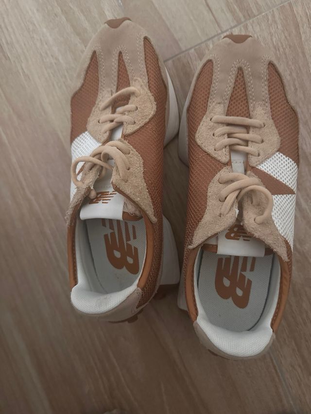 New Balance 327 Talla 38 Beige/Marrón